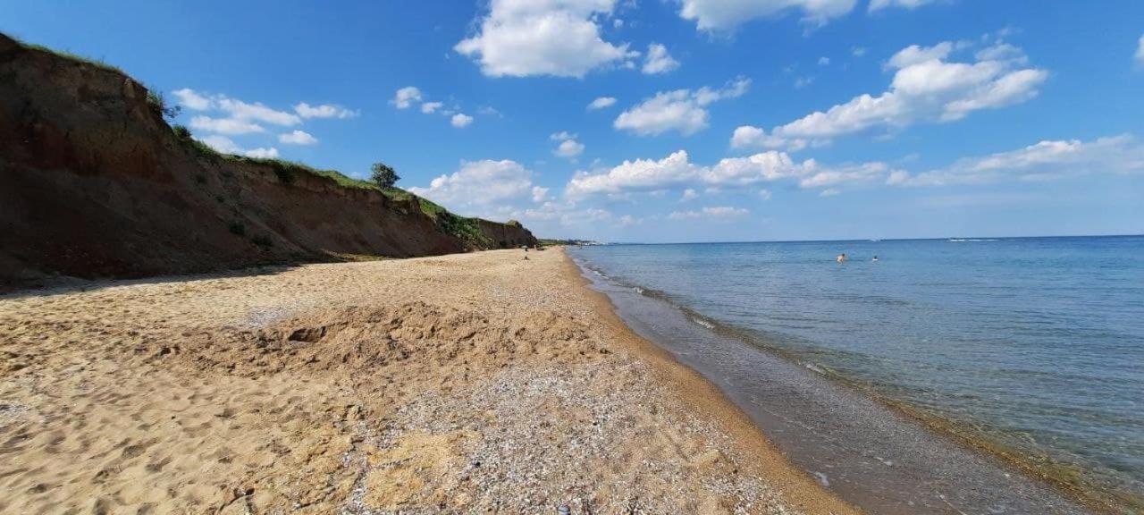 Apartment новый дом целиком 800м от моря за городом в тихом уютном месте